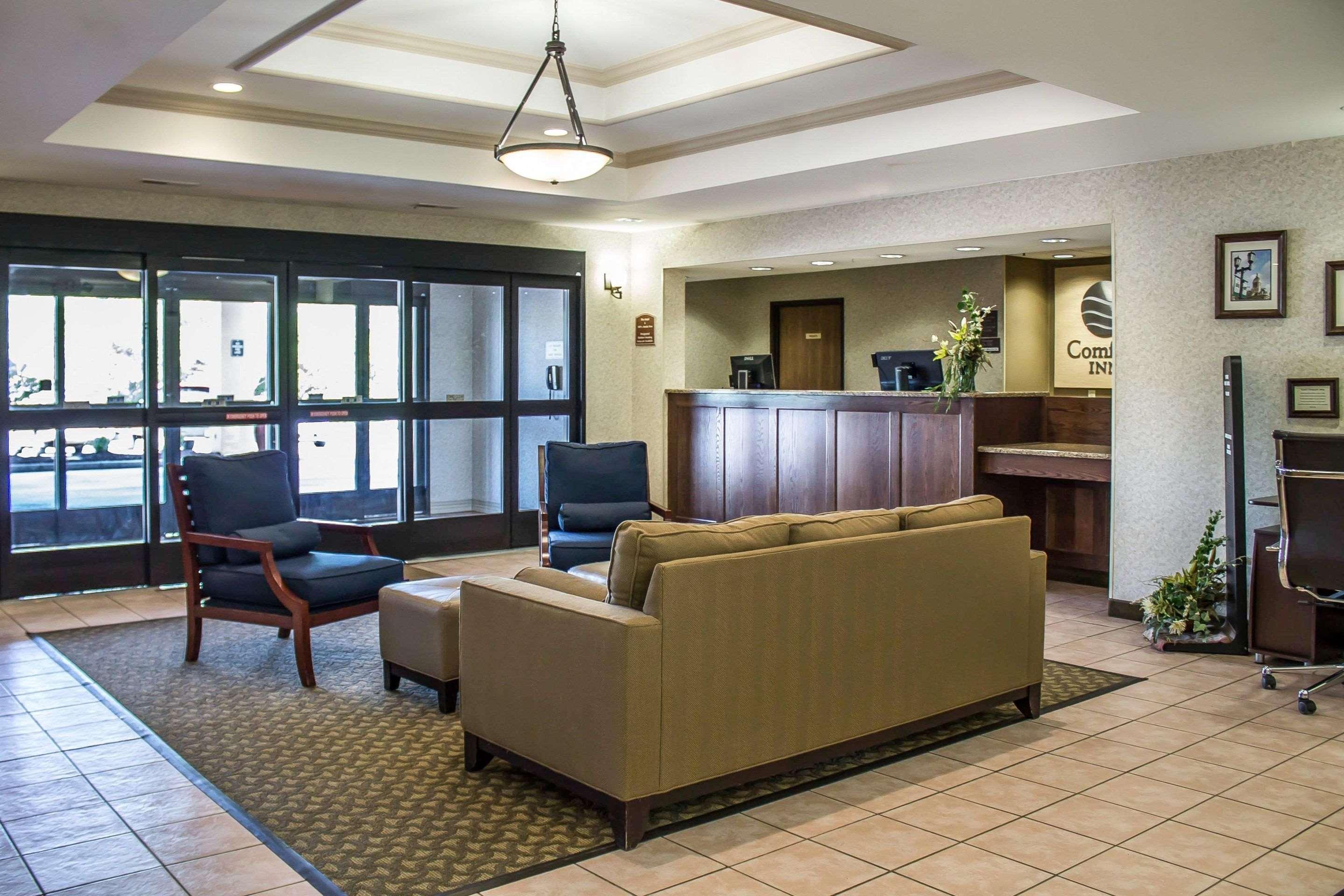 Comfort Inn Cambridge Buitenkant foto