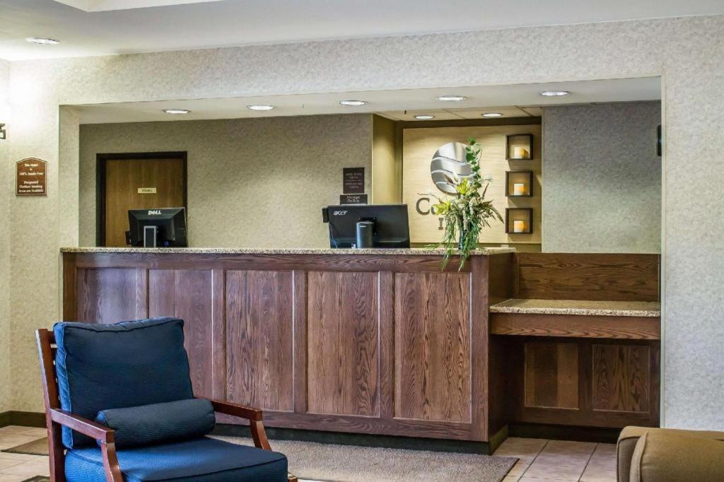 Comfort Inn Cambridge Buitenkant foto